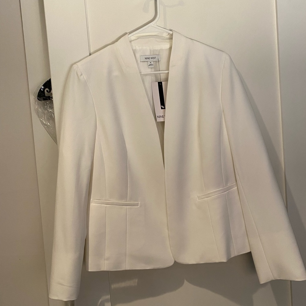 NAT Nine west white blazer